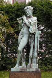 Fl�jtespillende Satyrdreng (K�benhavn, Denmark)