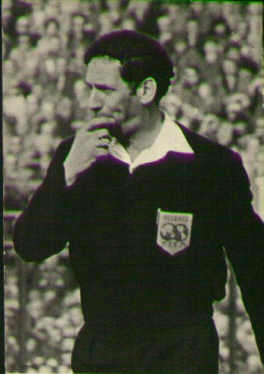 Leo van der Kroft, internationaal scheidsrechter