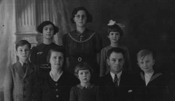 Gezin van Leonardus J. van der Krogt (P-511)
