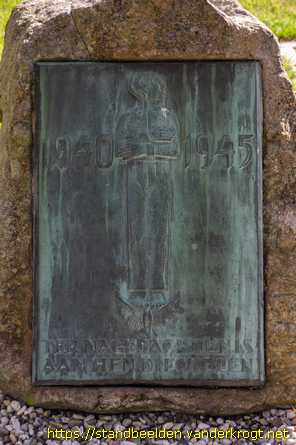 Ruinen - Oorlogsmonument