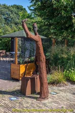 Weerdinge -  Een reiziger op weg