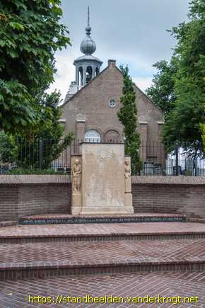 Urk -  Monument voor de gevallen Urkers