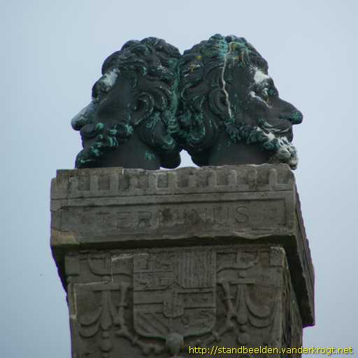 Harlingen -  Caspar de Robles (Stenen Man)