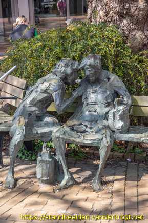 Drachten - Kwebbelende Vrouwen