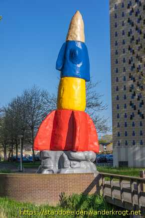 Drachten -  Monument voor toekomstig geluk