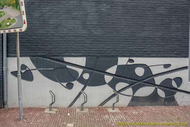 Oost-Vlieland - Reliëf met bladmotieven (?)