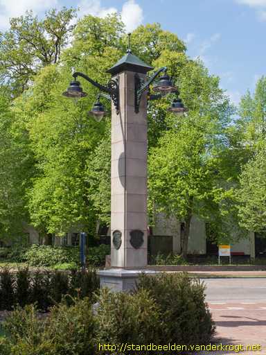 Apeldoorn -  Burgemeester Roosmale Nepveu-Lantaarn