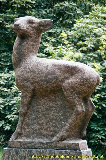 De Hoge Veluwe (Otterlo) -  De Hinde <i>of</i> Het Stenen Hert