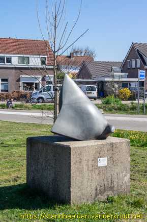 Kerkdriel -  Broedende kip