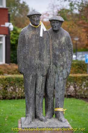 Ammerzoden -  Twee mannen