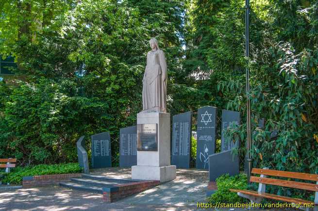 Winterswijk -  Monument voor de Gevallenen