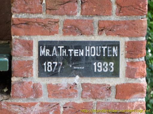 Winterswijk -  Ten Houtenbank