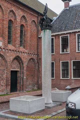 Appingedam -  Monument W.O. II (Pelikaan)