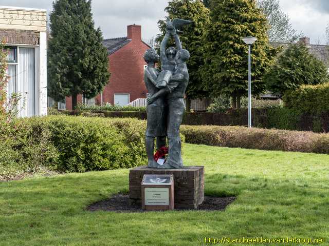 Finsterwolde -  Monument voor Belgische Militairen