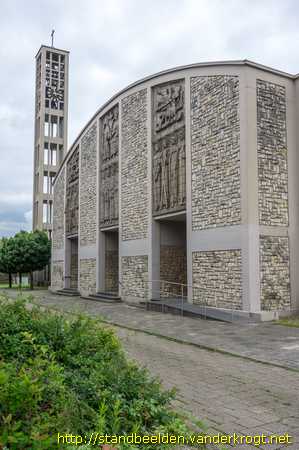 Heerlen -  Evangelisten, Drie-eenheid en Apostelen