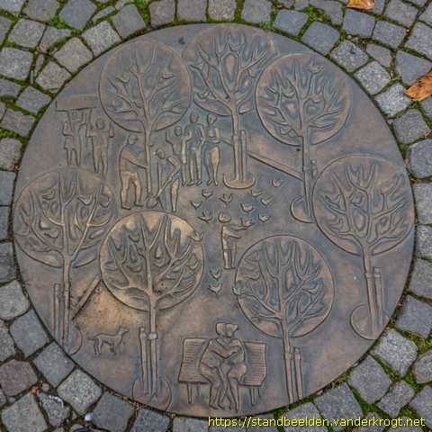 Maastricht -  Plaquette Herbeplanting Vrijthof