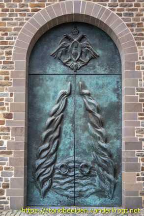 Maastricht - Portaaldeur: Het godsvolk