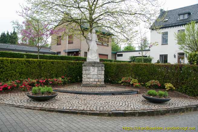 Lemiers -  Heilig Hartbeeld