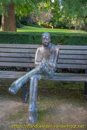 Vaals - Man met vogel