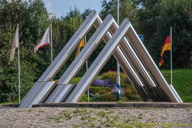 Vaals -  Drielandenmonument
