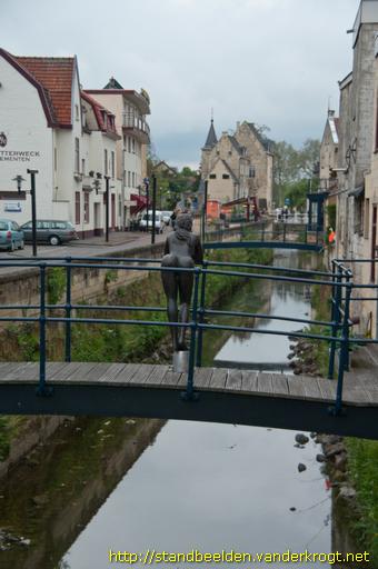Valkenburg -  Vrouwenfiguur