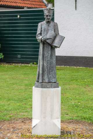 Alphen -  Pastoor Willem Binck