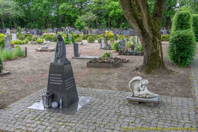 Best -  Monument voor het ongeboren kind