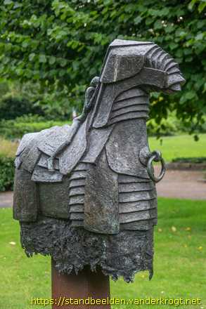 Breda -  Paard met ruiter