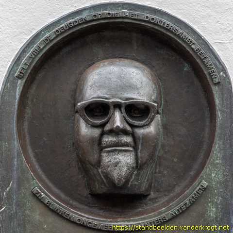 Grave -  Janus Kanters