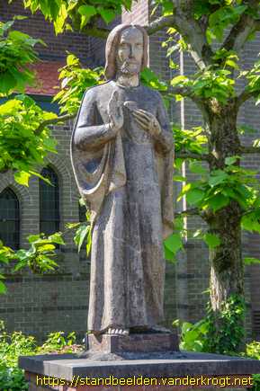 Sterksel -  Heilig Hartbeeld