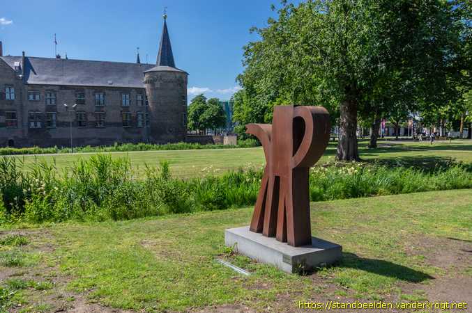 Helmond -  Op hoge hakken
