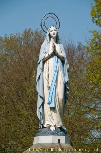Sint Willebrord -  Gekroonde Maagd van Lourdes