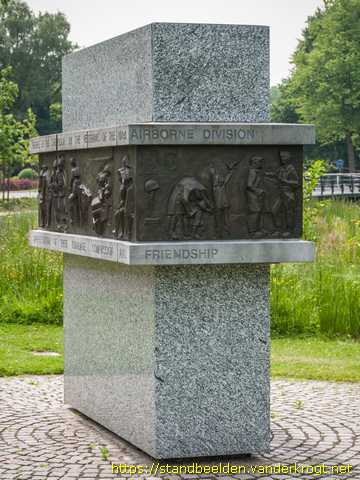 Sint Oedenrode -  Monument to the Dutch