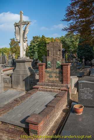 Tilburg -  Dr. H.W.E. Moller en zijn vrouw A.E.Th. Bourgonjon