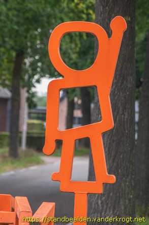 Berkel-Enschot -  Attentiefiguren Jantje Beton