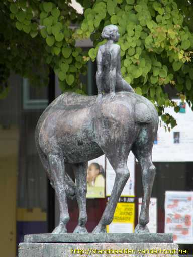 Waalwijk -  Jongen op paard