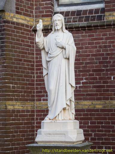 Waalwijk -  Heilig Hartbeeld