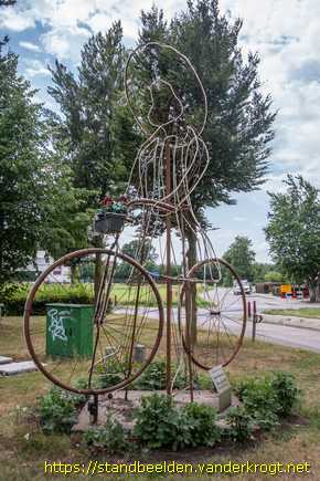 Wernhout -  Het bloemencorsomeisje