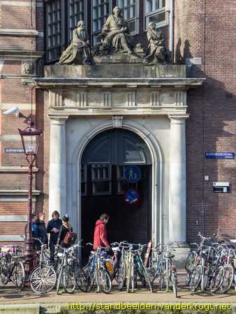 Amsterdam -  Mildheid met Armoe en Ouderdom