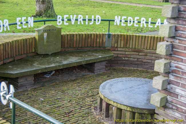 Middenbeemster -  Monument voor de gevallenen