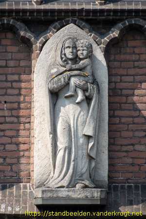 Bussum - Maria met kind