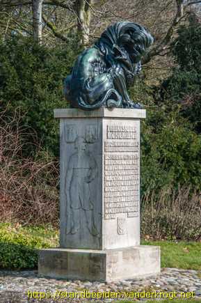 Edam -  Egbert Snijder Monument