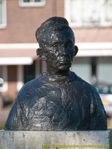 Volendam -  Borstbeeld Volendammer man