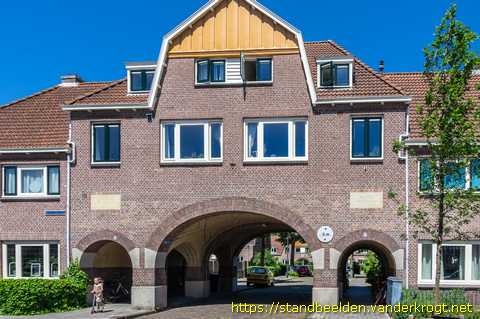 Haarlem -  Gevelstenen Patrimonium
