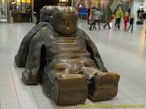 Schiphol -  Two incredible sitting black snowmen