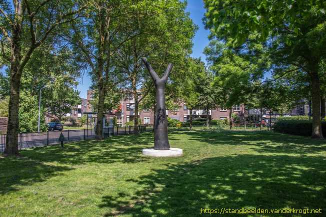 Rijsenhout -  Vrijheidsbeeld 'Victory'