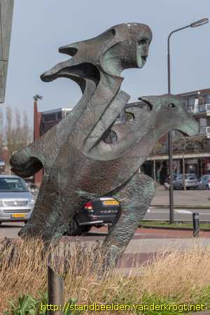 Heerhugowaard -  Vrouw op draak