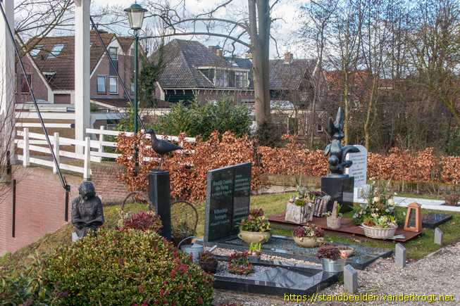 Grootschermer -  Lezend meisje