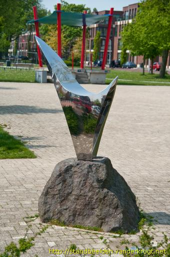 Velsen-Noord -  Monument voor Trudie Duits-Eldering