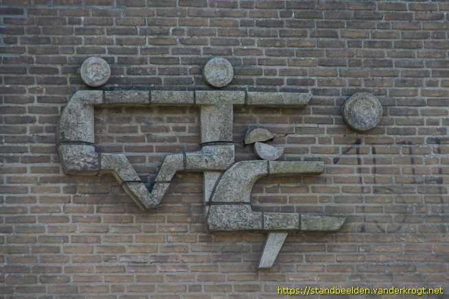 Koog aan de Zaan -  Drie sportende kinderen